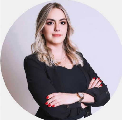 Eliane Medina — Corretora de imóveis autônoma